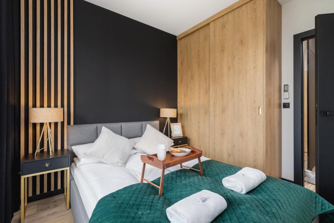 Solaris Park Apartment Tauron Arena By Renters Prestige Krakow Dış mekan fotoğraf